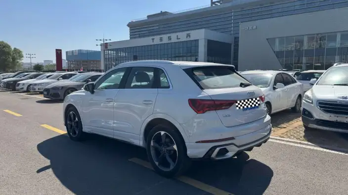 AUDI Q3 2024 Model 35 TFSI Fashion Dynamic Model – фото 4