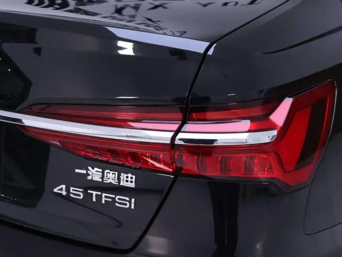Audi A6L 2023 Model Facelift 40 TFSI Luxury Dynamic Model – фото 8
