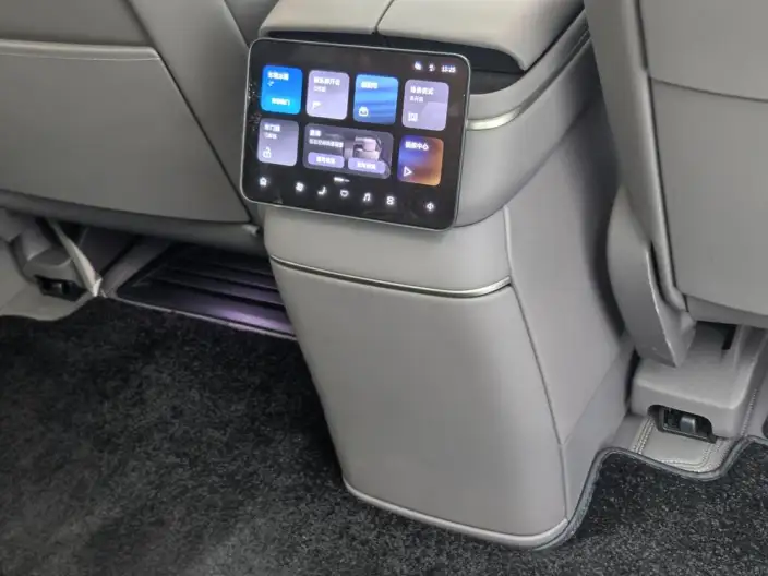 NIO ES8 2026 Model VI seat Executive Deluxe Edition – фото 10