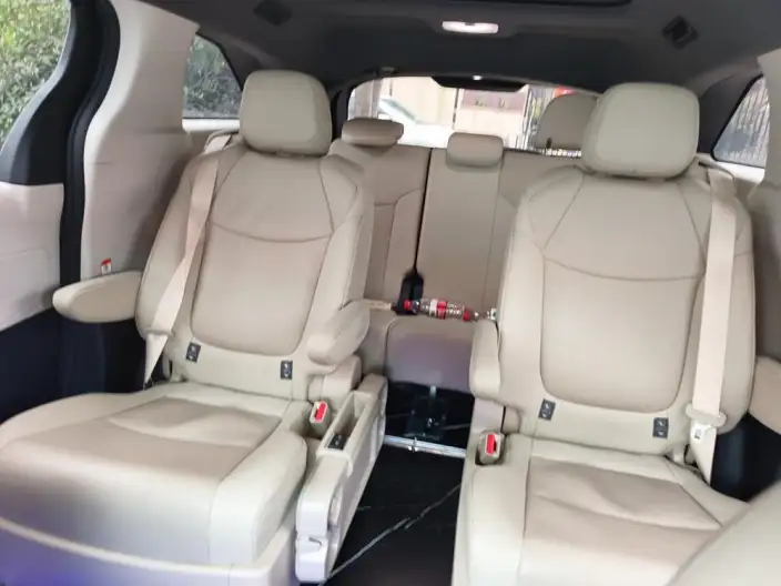 Granvia 2023 Model Intelligent Hybrid 2.5L Noble PLUS – фото 7