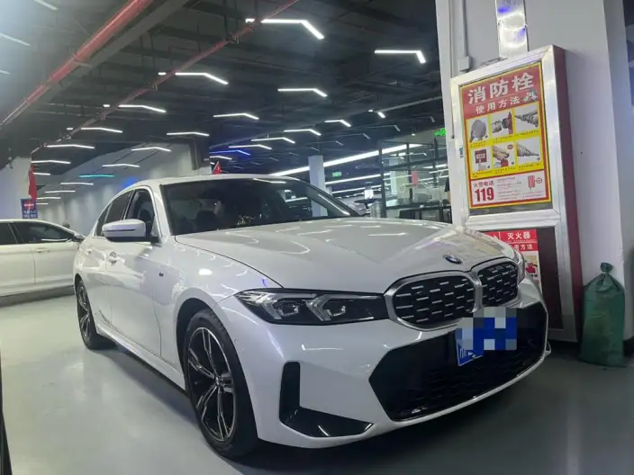 BMW 3 Series 2023 Model 325i M Sports Set – фото 3