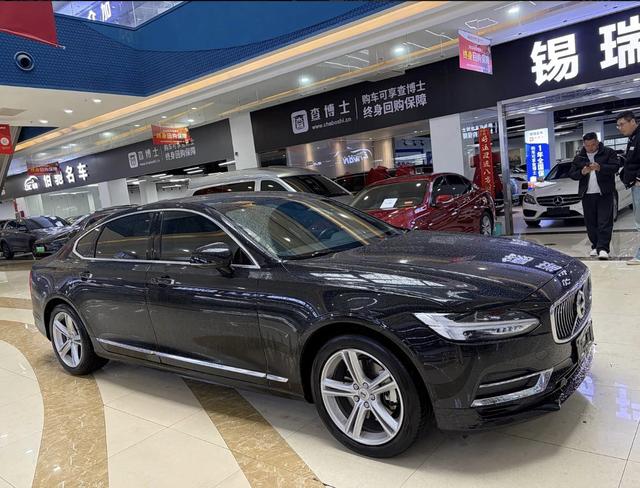Volvo S90 Модель 2019 года T4 Smart Yi Edition – фото 2