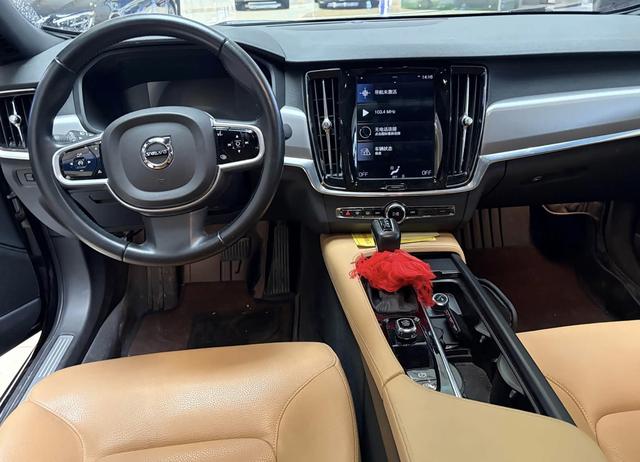 Volvo S90 Модель 2019 года T4 Smart Yi Edition – фото 8
