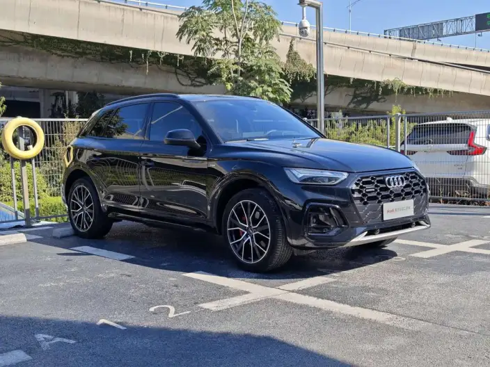 Audi Q5L 2024 Model 45TFSI Luxury Dynamic Model – фото 3