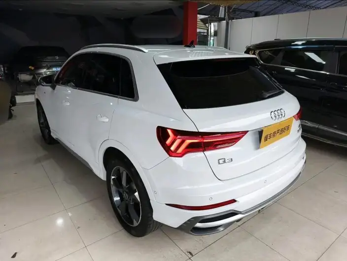 AUDI Q3 2022 Model 35 TFSI Fashion Dynamic Model – фото 3