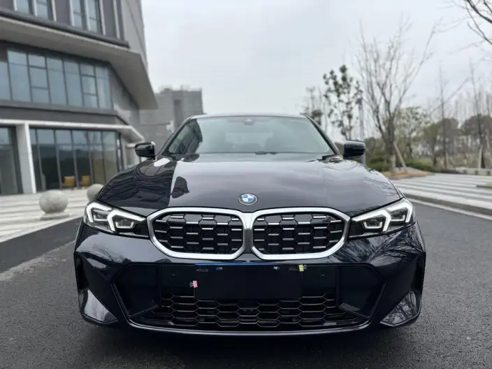 BMW 3 Series 2023 Model 325Li M Sports Set – фото 2