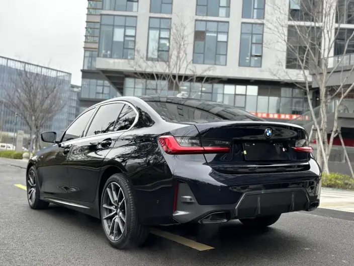 BMW 3 Series 2023 Model 325Li M Sports Set – фото 4