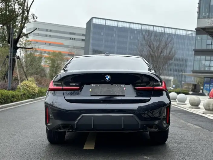 BMW 3 Series 2023 Model 325Li M Sports Set – фото 5