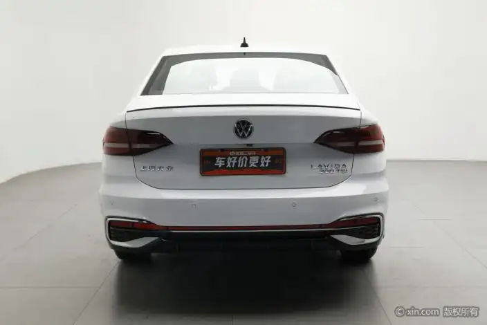 Volkswagen Lavida 2024 Model 300TSI DSG Starry Sky Leading Edition – фото 3