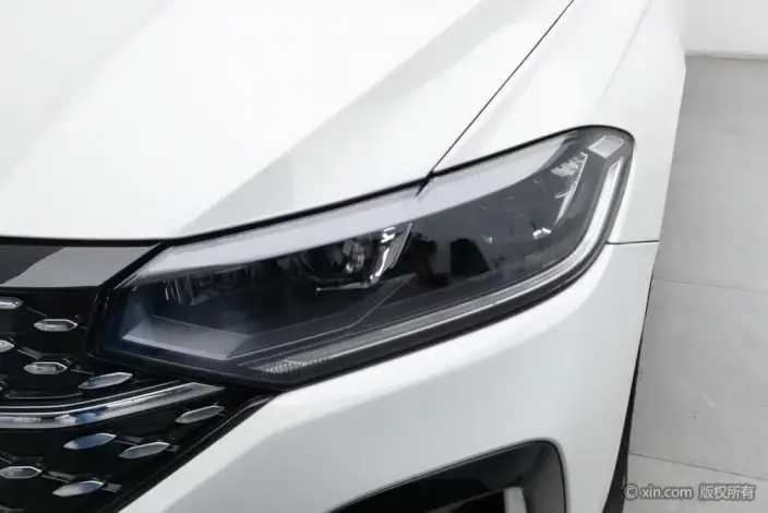 Volkswagen Lavida 2024 Model 300TSI DSG Starry Sky Leading Edition – фото 7