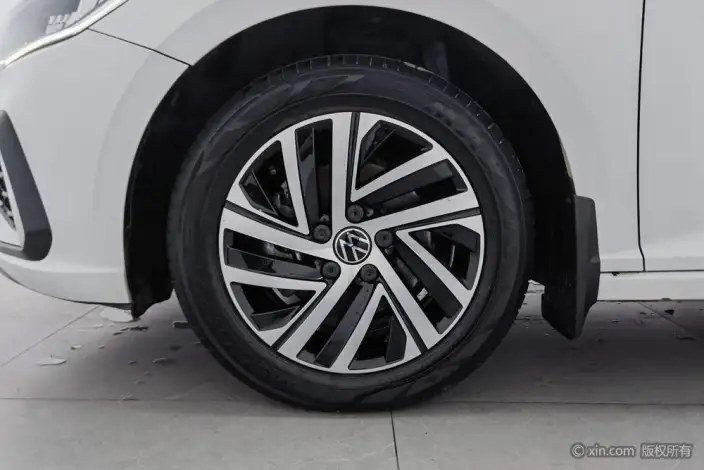 Volkswagen Lavida 2024 Model 300TSI DSG Starry Sky Leading Edition – фото 8