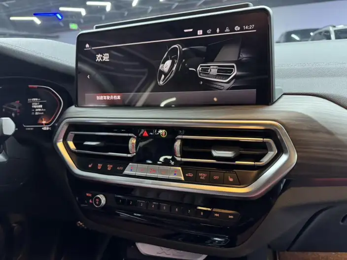BMW X3 2022 Model xDrive30i Leading Model M Night Set – фото 10