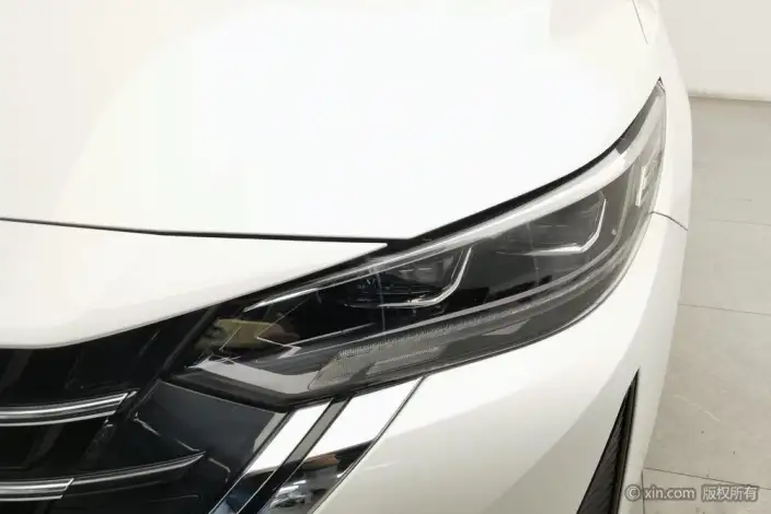Nissan Sylphy 2023 Model 1.6L CVT Yuexiang Edition – фото 7