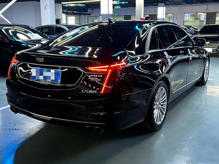 Cadillac CT6 2022 Model 28T Fashion Model – фото 6