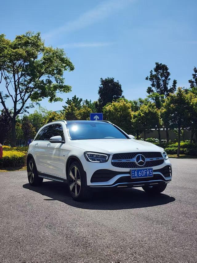 Mercedes-Benz GLC 2022 Facelift GLC 300 L 4MATIC Sport Collector’s Edition – фото 3
