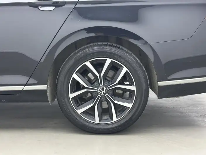Volkswagen Magotan 2020 Model 330TSI DSG Leading Model – фото 9