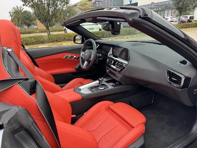BMW Z4 2023 sDrive 25i M Sport Obsidian Package – фото 10
