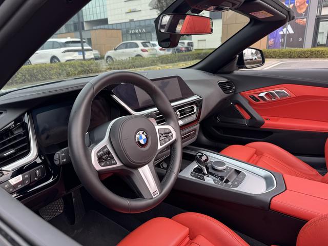 BMW Z4 2023 sDrive 25i M Sport Obsidian Package – фото 13