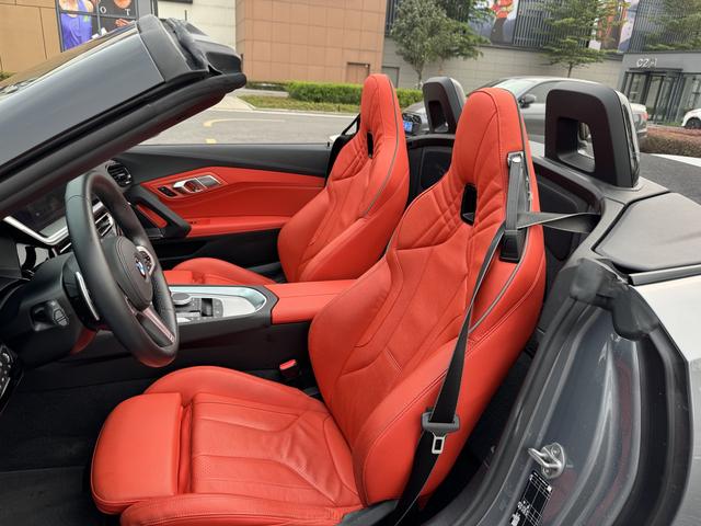 BMW Z4 2023 sDrive 25i M Sport Obsidian Package – фото 16