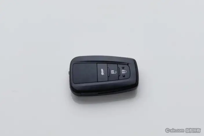 Toyota Corolla 2021 Model Hybrid 1.8L E-CVT Elite Edition – фото 6
