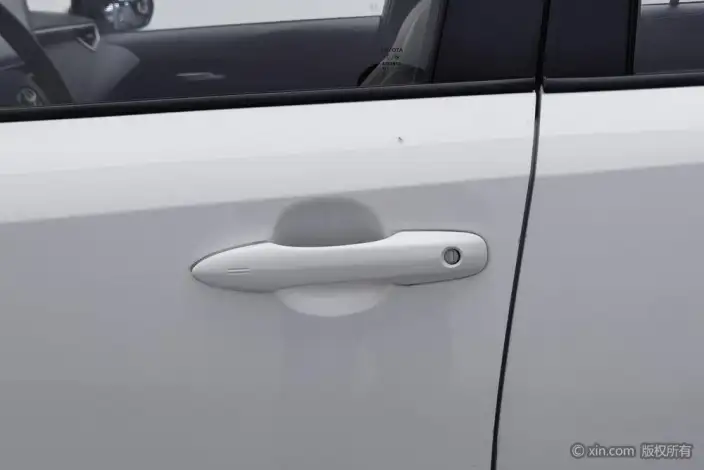 Toyota Corolla 2021 Model Hybrid 1.8L E-CVT Elite Edition – фото 8