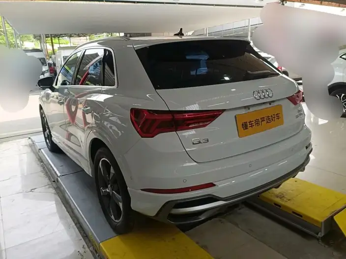 AUDI Q3 2022 Model 35 TFSI Fashion Dynamic Model