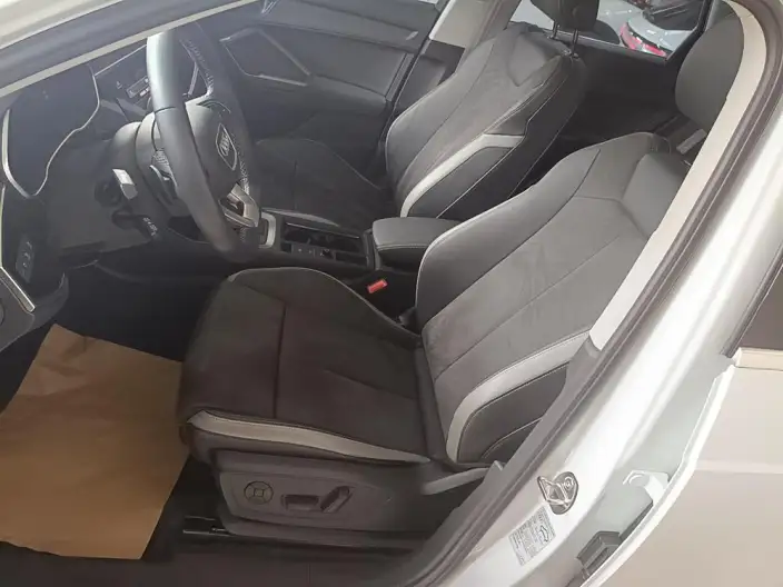 AUDI Q3 2022 Model 35 TFSI Fashion Dynamic Model – фото 10