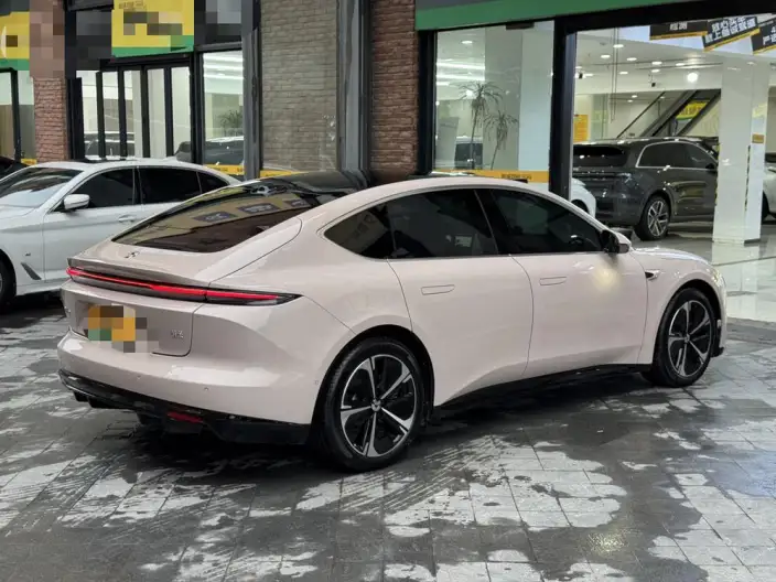 NIO ET5 2025 Model 100kWh – фото 6