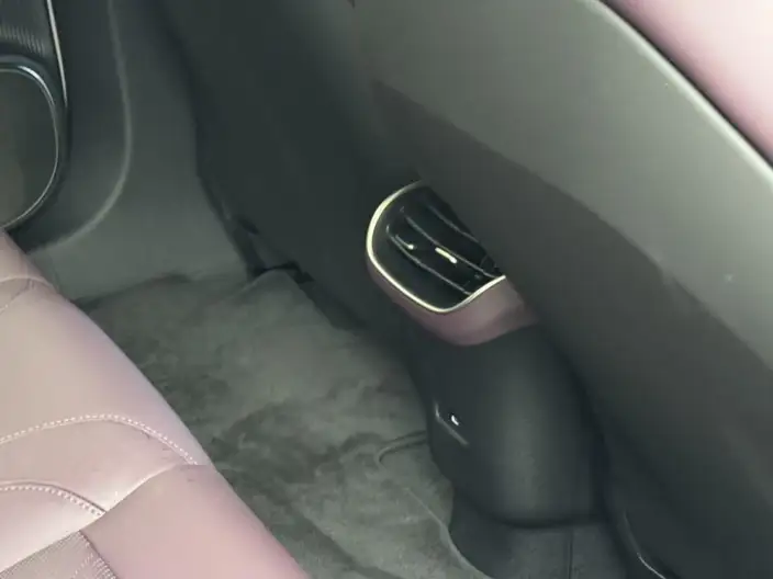 NIO ET5 2025 Model 100kWh – фото 7