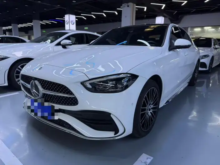 Mercedes-Benz C-Class 2024 Model C 260 L Sports Edition – фото 1
