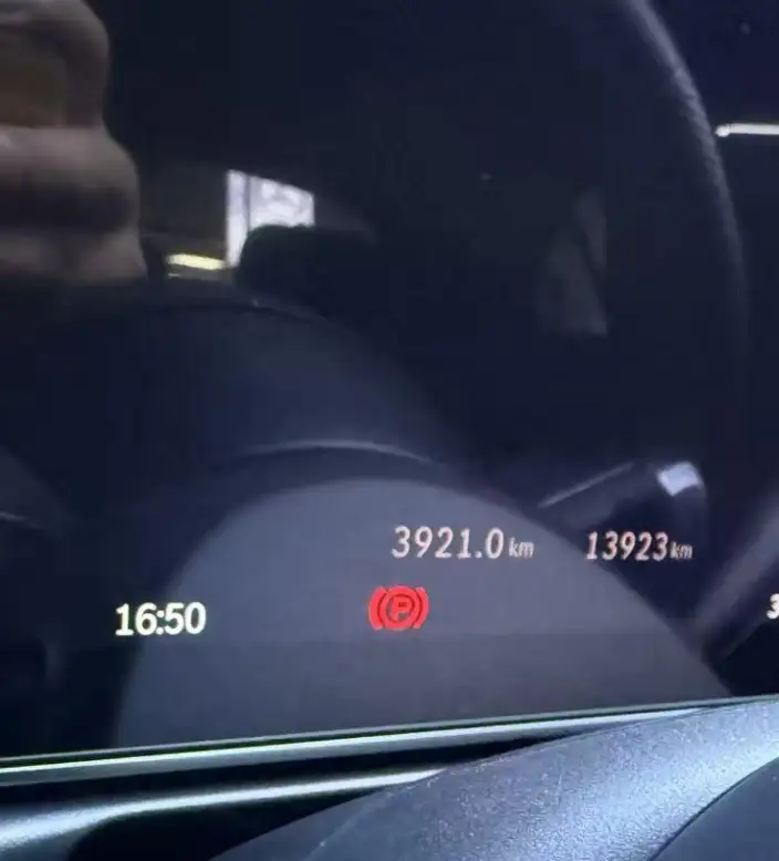 Mercedes-Benz C-Class 2024 Model C 260 L Sports Edition – фото 7