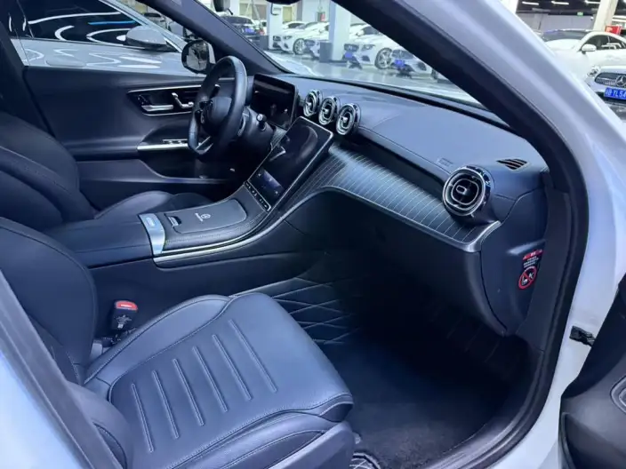 Mercedes-Benz C-Class 2024 Model C 260 L Sports Edition – фото 8