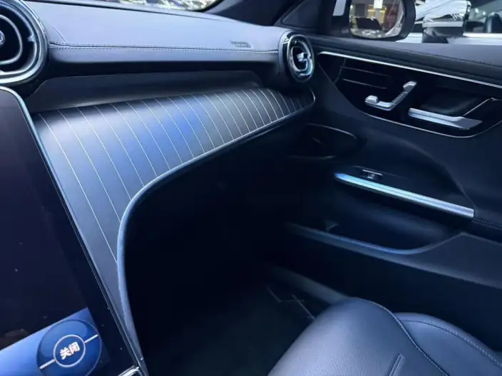 Mercedes-Benz C-Class 2024 Model C 260 L Sports Edition – фото 10
