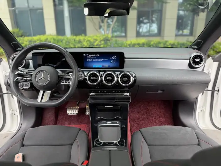 Mercedes-Benz CLA Imported 2024 Model CLA 220 Four-door Coupe – фото 8