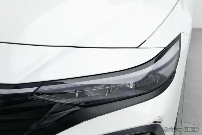 Hyundai Ioniq 2023 Model 1.5L CVT GLX Elite Edition – фото 7