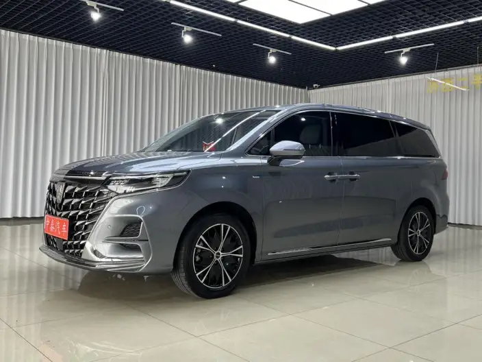 Roewe iMAX8 2023 Model 400TGI Premium Edition – фото 1