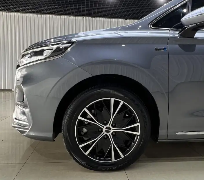 Roewe iMAX8 2023 Model 400TGI Premium Edition – фото 8