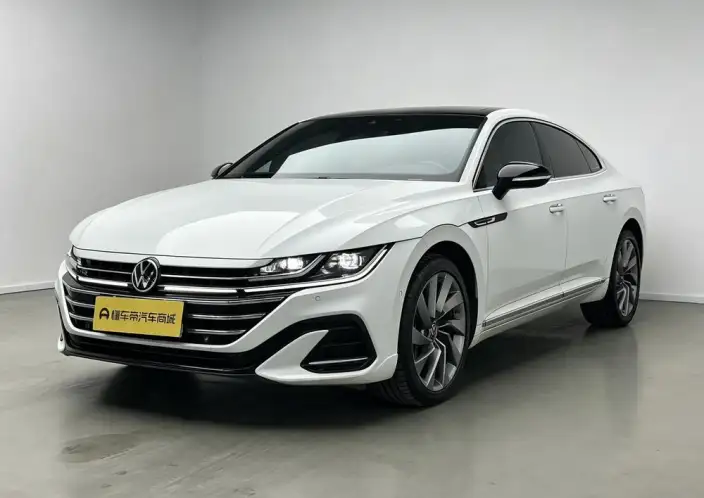 Volkswagen CC 2023 Model 380TSI Eye-catching version – фото 1