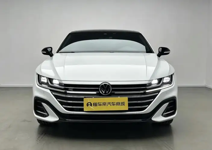 Volkswagen CC 2023 Model 380TSI Eye-catching version – фото 2