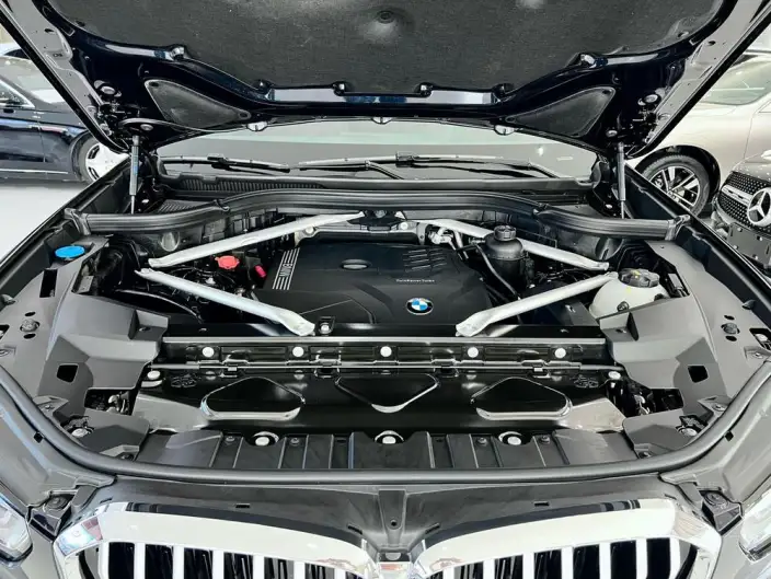 BMW X5 2022 Model Facelift xDrive 30Li Exclusive Model M Sports Set – фото 5