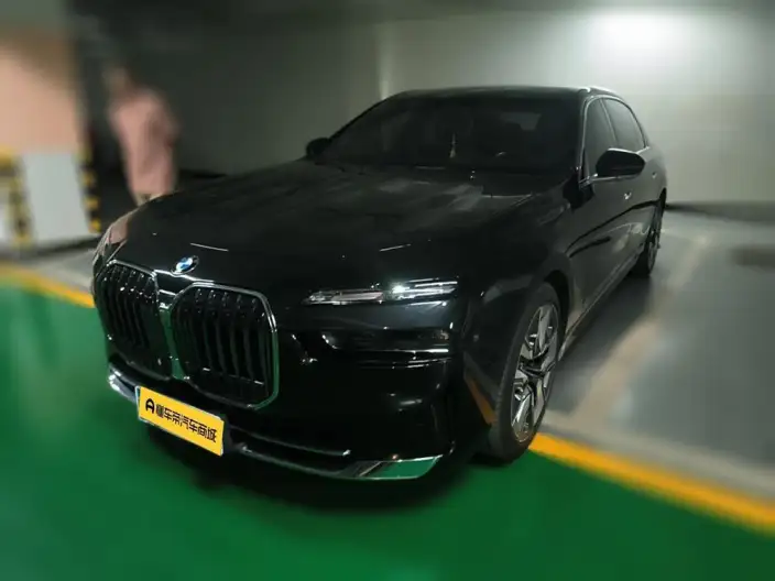 BMW 7 Series 2023 Model Facelift 740Li Exclusive Model Luxury Set – фото 1