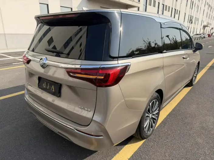 Buick GL8 2023 Model ES Luzun 2.0T Smart Flagship Model – фото 6