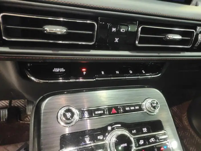 Nautilus 2021 Model 2.0T 4WD Exclusive Edition – фото 7
