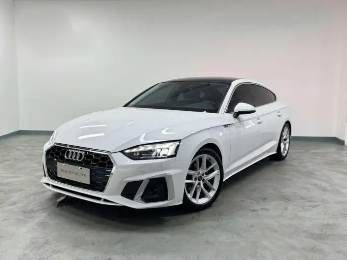 Audi A5 2024 Model Sportback 40 TFSI Fashion Dynamic Model