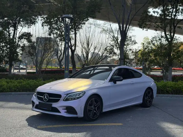 Mercedes-Benz C-Class Imported 2022 Model Facelift C 260 Coupe – фото 1