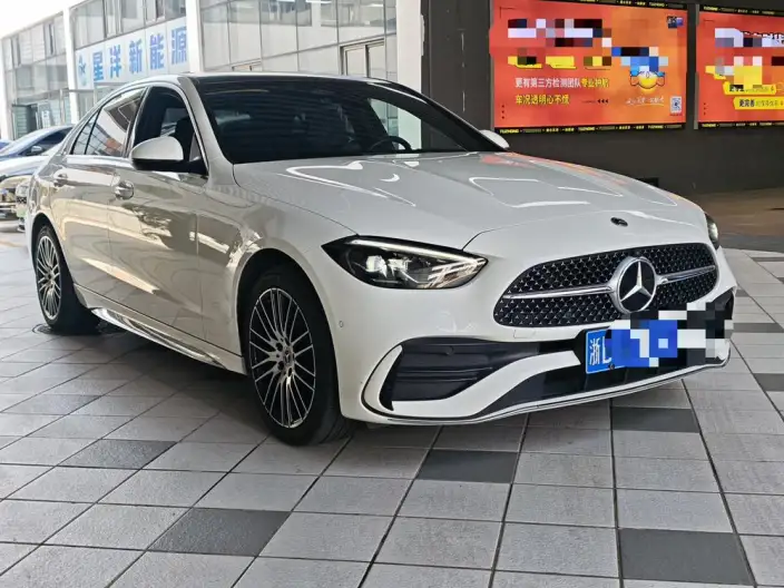 Mercedes-Benz C-Class 2022 Model C 260 L Sports Edition – фото 3