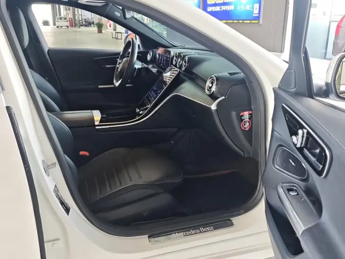 Mercedes-Benz C-Class 2022 Model C 260 L Sports Edition – фото 10
