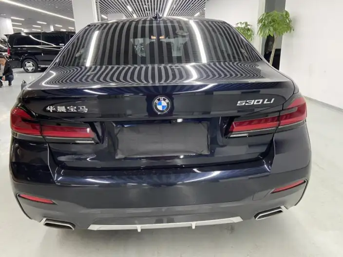 BMW 5 Series 2022 Model 530Li Leading Model M Sports Set – фото 5
