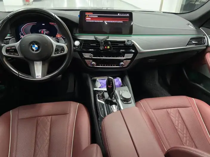 BMW 5 Series 2022 Model 530Li Leading Model M Sports Set – фото 8