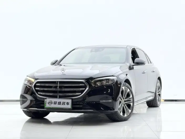 Mercedes-Benz E-Class PHEV 2024 Model E 350 e L sedan – фото 1